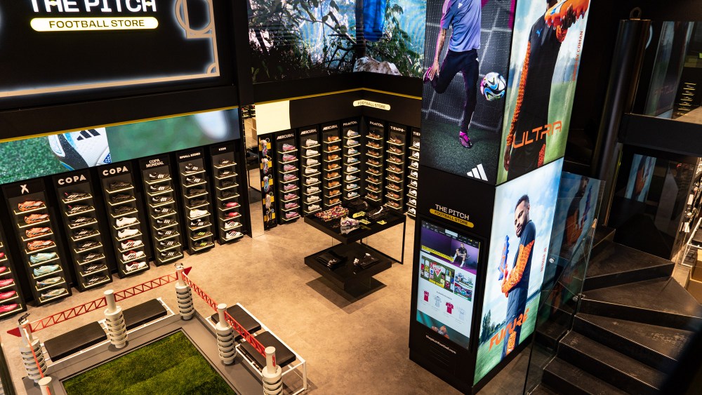 Pitch Football Store
