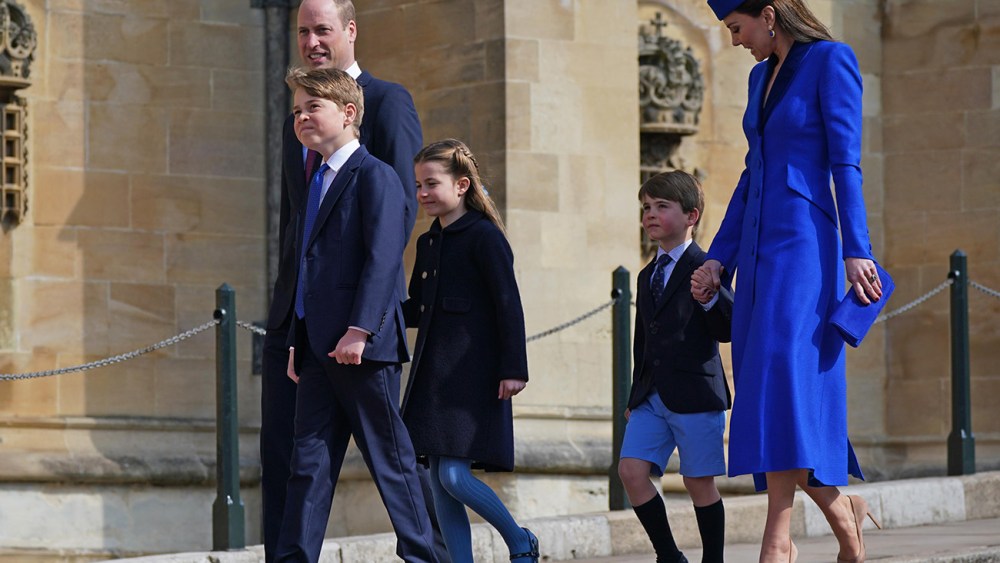 WINDSOR, ENGLAND - APRIL 09: (L-R) Prince George of Wales, Prince William, Prince of Wales, Princess Charlotte of Wales, Prince Louis of Wales and Catharine, Princess of Wales attend the Easter Mattins Service at Windsor Castle on April 9, 2023 in Windsor, England. (Photo by Yui Mok - WPA Pool/Getty Images)