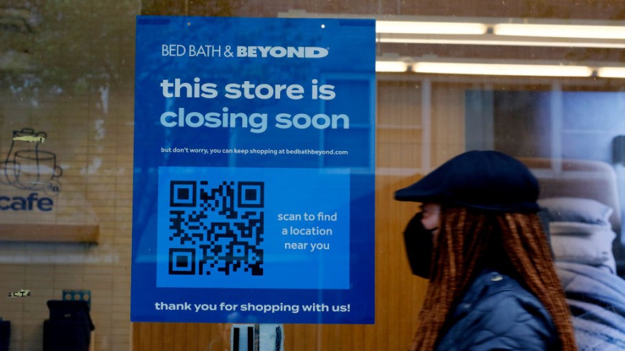 Bed Bath & Beyond to pay severance—1 week for every year worked—to 1,300 NJ workers whose jobs terminate at the end of June.
