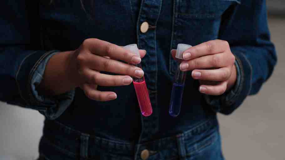 Werewool, a protein-based alternative to petroleum-based materials and toxic dyes, in its liquid form.