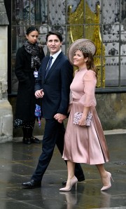 LONDON, ENGLAND - MAY 06: Canadian prime minister Justin Trudeau and wife Sophie Trudeau arrive to attend the Coronation of King Charles III and Queen Camilla on May 6, 2023 in London, England. The Coronation of Charles III and his wife, Camilla, as King and Queen of the United Kingdom of Great Britain and Northern Ireland, and the other Commonwealth realms takes place at Westminster Abbey today. Charles acceded to the throne on 8 September 2022, upon the death of his mother, Elizabeth II. (Photo by Toby Melville - WPA Pool/Getty Images)