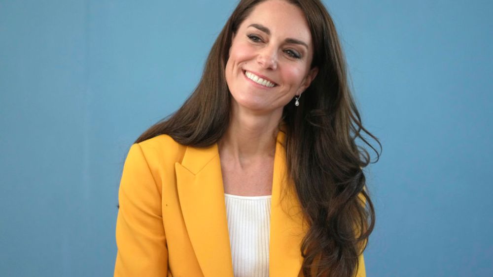 Kate Middleton, Dame Kelly Holmes Trust, yellow lk bennett jacket, Alexander McQueen pants, h&m tank top