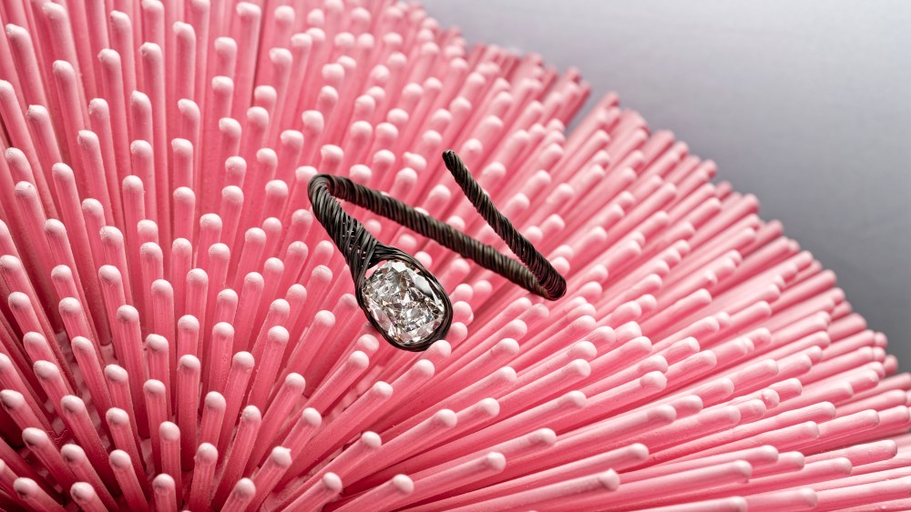 A Hemmerle diamond and iron bracelet.