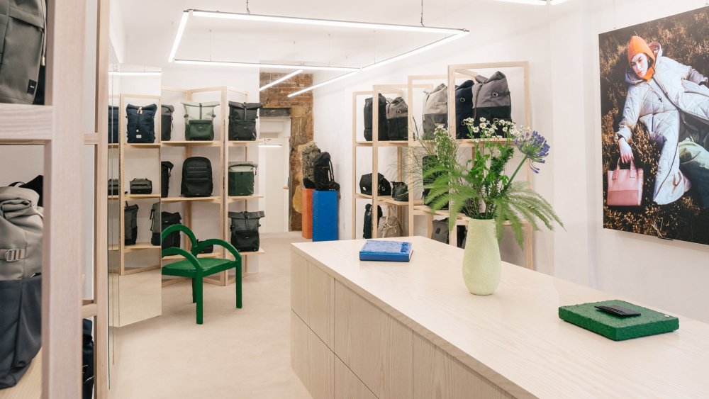 Sandqvist's new store.
