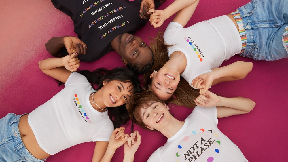 american eagle pride month collection 2023, lgbtqai, gay pride, Olivia Ponton, genderless shirts