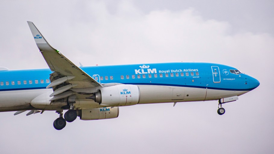 According to IATA data, global air cargo demand fell 6.6 percent year over year in April, while capacity surpassed pre-pandemic levels for the first time.