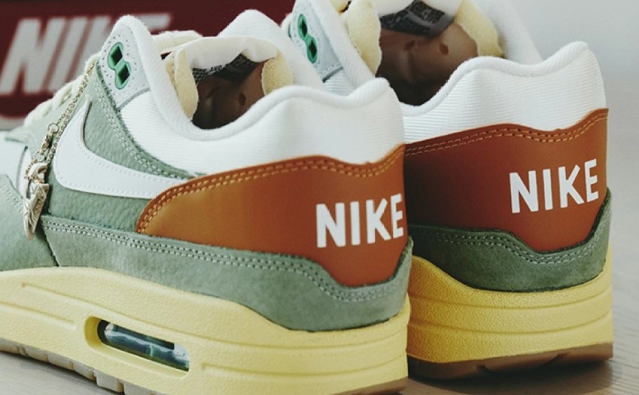Nike Air Max 1 "Design By Japan."