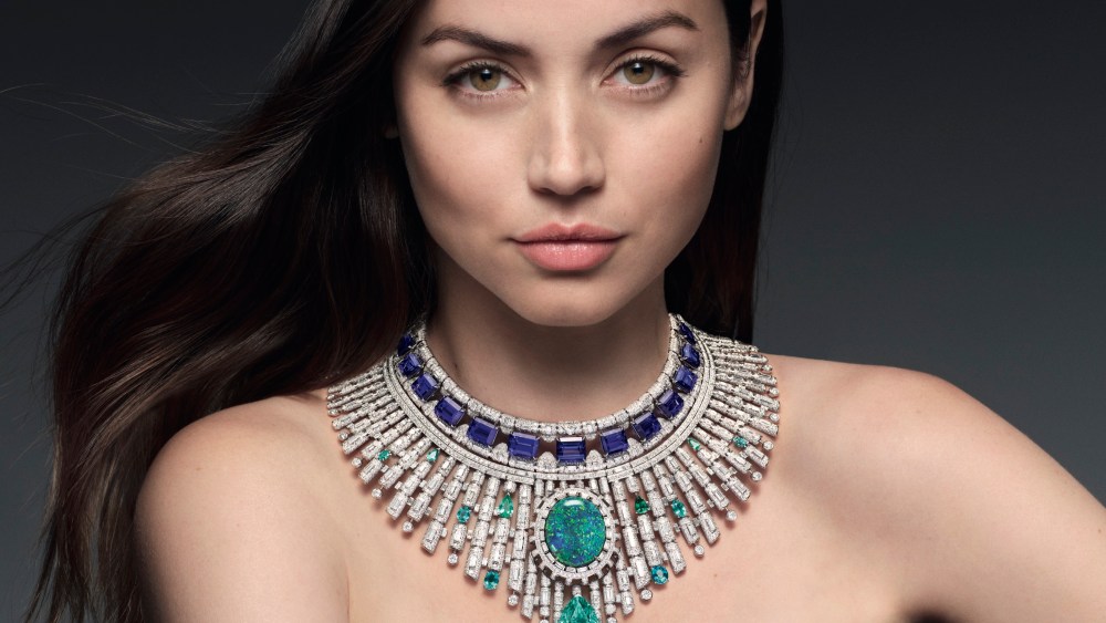 Ana de Armas Louis Vuitton High Jewelry