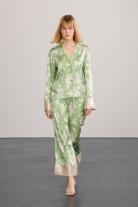 Cinq À Sept Resort 2024