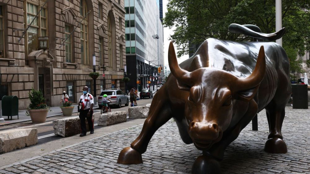 Wall street bull