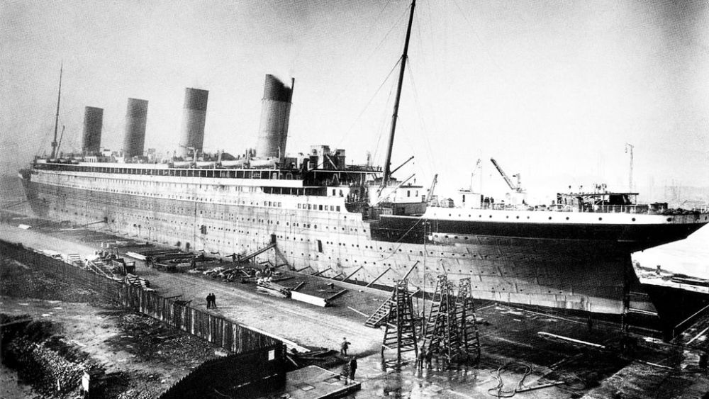 The RMS Titanic in 1911, titanic artifacts recovered