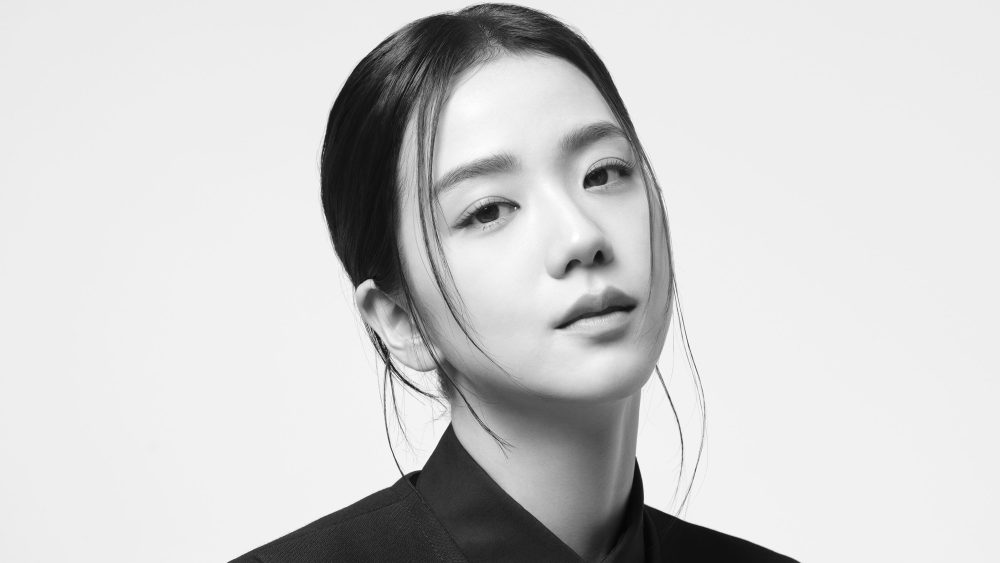 Jisoo for Dior.