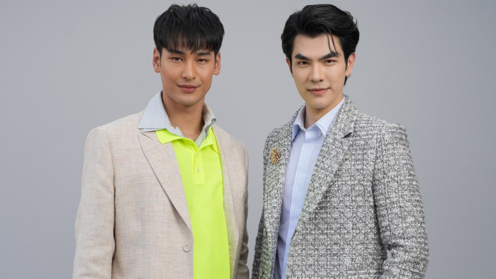 Apo Nattawin Wattanagitiphat and Mile Phakphum Romsaithong