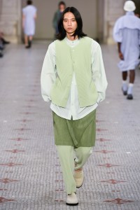 Homme Plissé Issey Miyake Men's Spring 2024