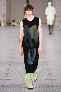 Homme Plissé Issey Miyake Men's Spring 2024