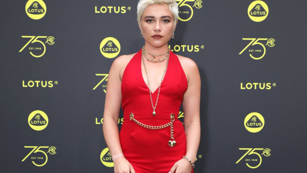 Florence Pugh, London, Moschino, Lotus