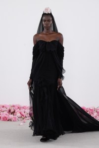 Giambattista Valli Couture Fall 2023