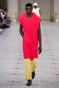 Homme Plissé Issey Miyake Men's Spring 2024