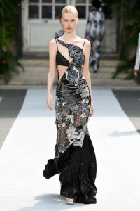 Rahul Mishra Couture Fall 2023 Runway