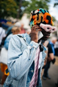 Street style at Paris Couture 2023 Fashion Week.