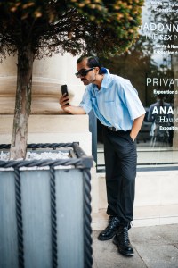 Street style at Paris Couture 2023 Fashion Week.