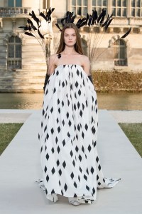 Valentino Couture Fall 2023