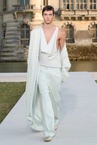 Valentino Couture Fall 2023