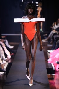 Viktor and Rolf Couture Fall 2023