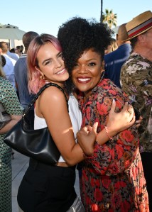 Bailee Madison and Yvette Nicole Brown
