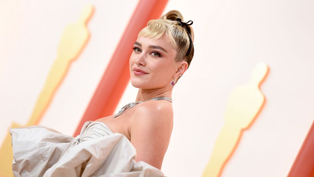 Florence Pugh style, at the 2023 Academy Awards.