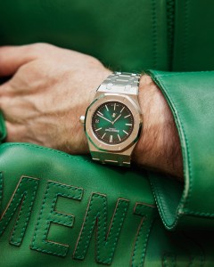 Audemars Piguet’s Royal Oak Jumbo in extra-thin platinum with smoked green sunburst dial. Reference: 15202pt.Oo.1240pt.01