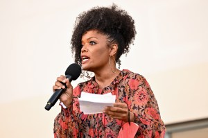 Yvette Nicole Brown