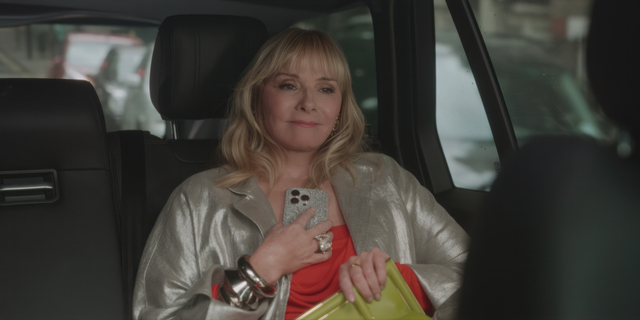 Kim Cattrall, And Just Like That, Samantha Jones, Fendi