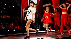 INGLEWOOD, CALIFORNIA - AUGUST 03: EDITORIAL USE ONLY. Taylor Swift performs onstage during "Taylor Swift | The Eras Tour" at SoFi Stadium on August 03, 2023 in Inglewood, California. (Photo by Emma McIntyre/TAS23/Getty Images for TAS Rights Management)