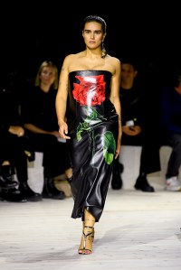 Model on the runway at Alexander McQueen Ready To Wear Spring 2024 held at Careau du Temple on September 30, 2023 in Paris, France.