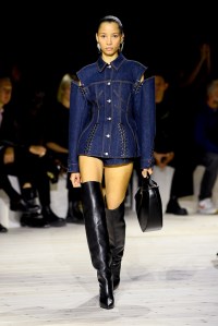 Model on the runway at Alexander McQueen Ready To Wear Spring 2024 held at Careau du Temple on September 30, 2023 in Paris, France.