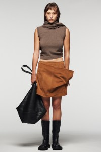 Commission RTW Spring 2024