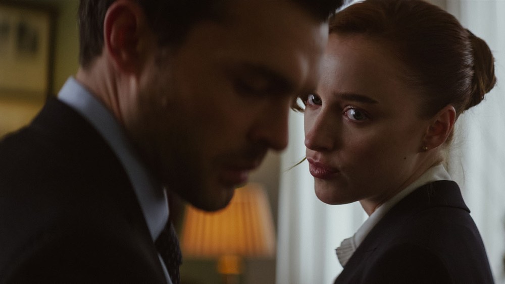 Alden Ehrenreich and Phoebe Dynevor in "Fair Play."