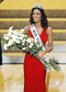 LOS ANGELES - MARCH 23:  Miss Tennessee USA Rachel Smith is crowned Miss USA 2007 at The 56th Annual Miss USA Pageant at the Kodak Theater on March 23, 2007 in Los Angeles, California. (Photo by Kevin Winter/Getty Images)