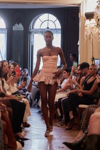 Mirror Palais RTW Spring  2024