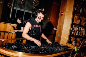Zhu