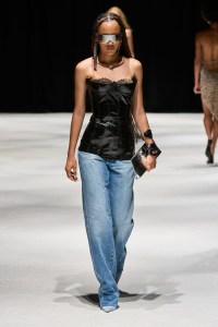 Retrofête RTW Spring 2024