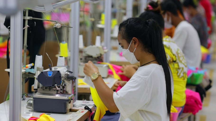 Cambodia garment workers