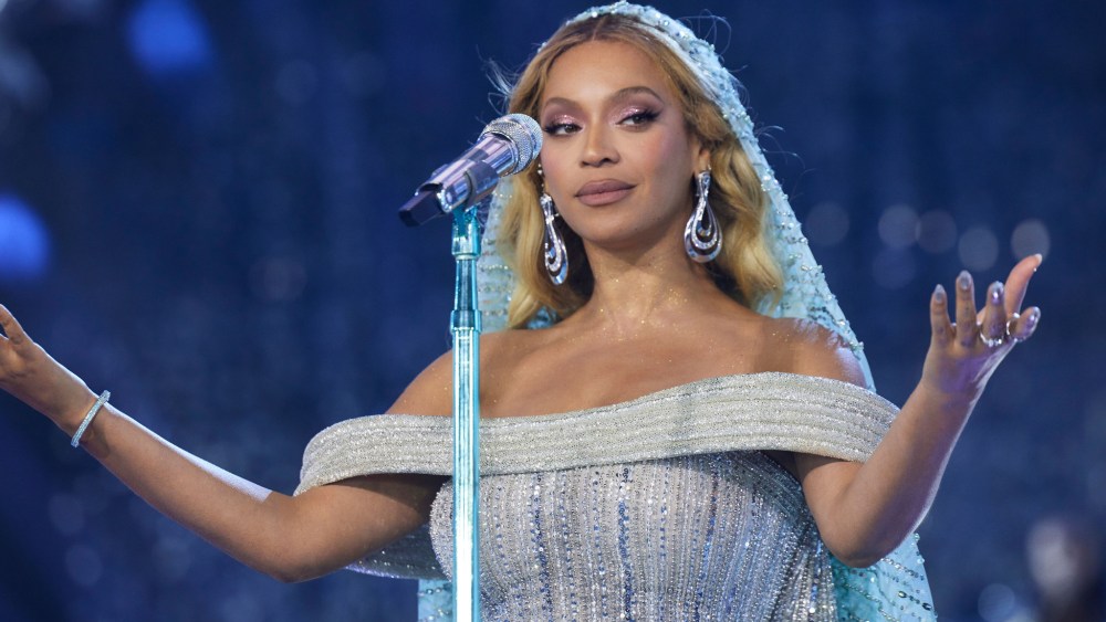 Beyoncé performing in Dallas, Texas on September 22, 2023.