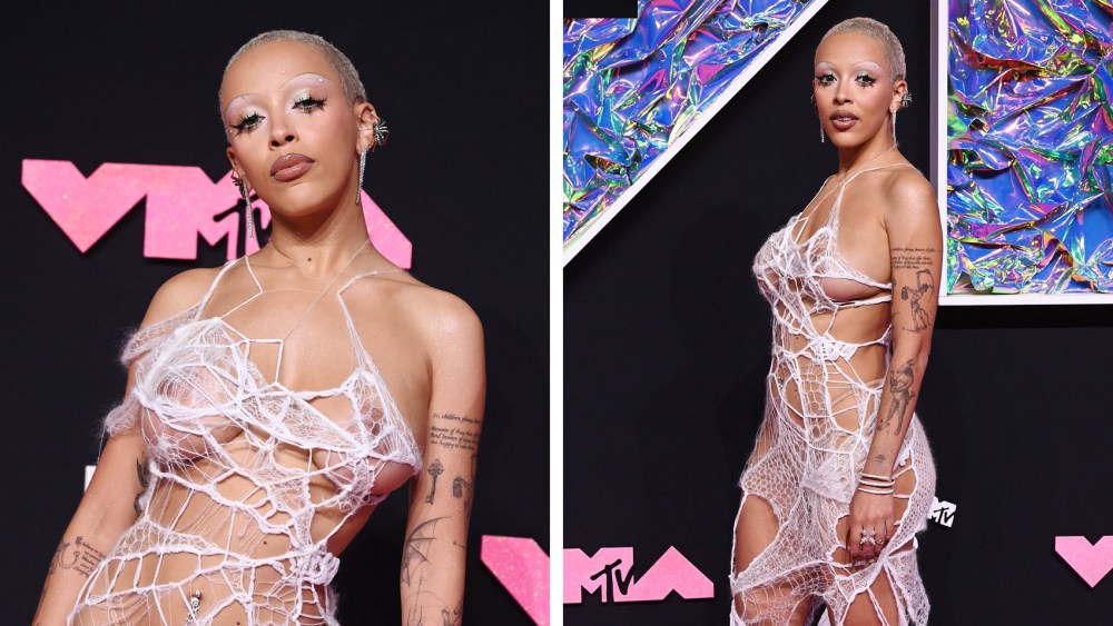 Doja Cat, monse naked dress, see-through sheer look, 2023 MTV Video Music Awards, mtv vmas red carpet