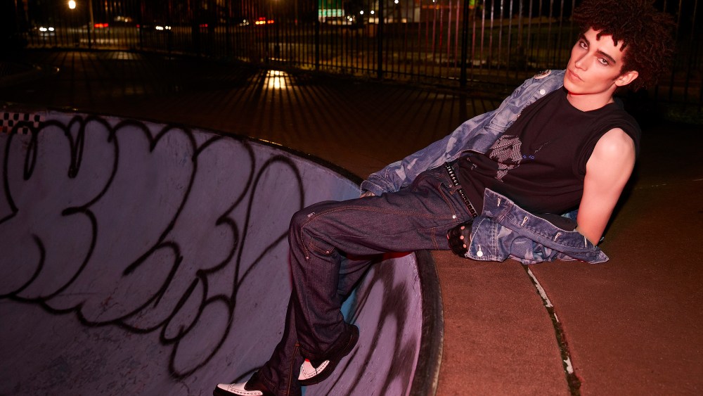 Lee teamed with streetwear label Roaringwild on a new unisex collection.