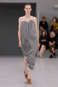 Loewe RTW Spring 2024