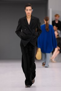Loewe RTW Spring 2024