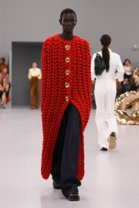 Loewe RTW Spring 2024