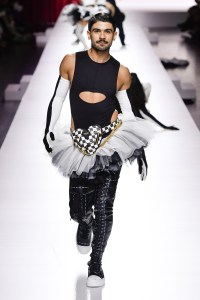 Moschino RTW Spring 2024